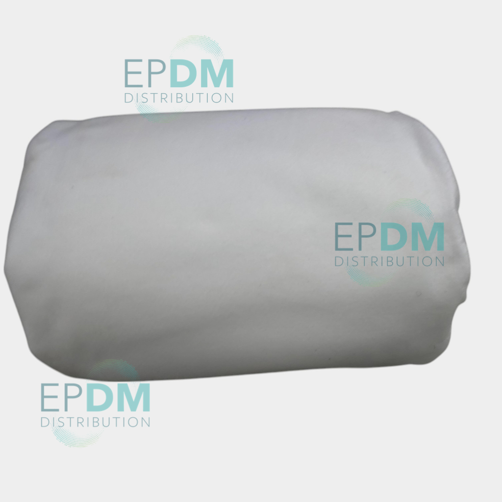 Feutre Géotextile Ep: 300 gr - Dim : 6m x 4.30m Soit 25,80 m² 